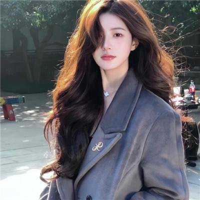 远山含黛,挽月无情